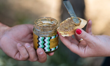 Patè di finocchietto selvatico bio Convicinum: il gusto più autentico e verace della Sicilia in un barattolo